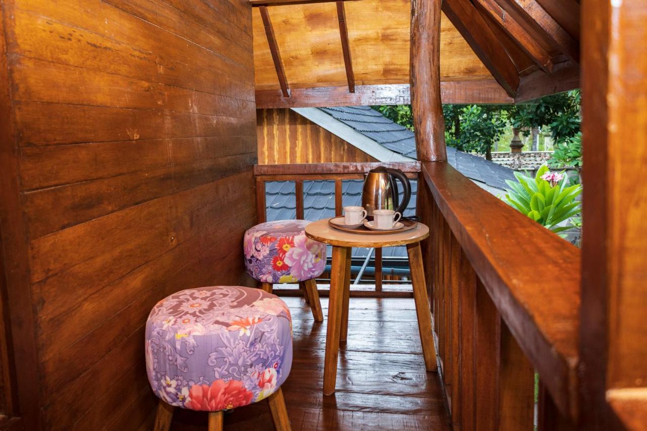 Tahlia'S Villa Sorongjukung Buitenkant foto